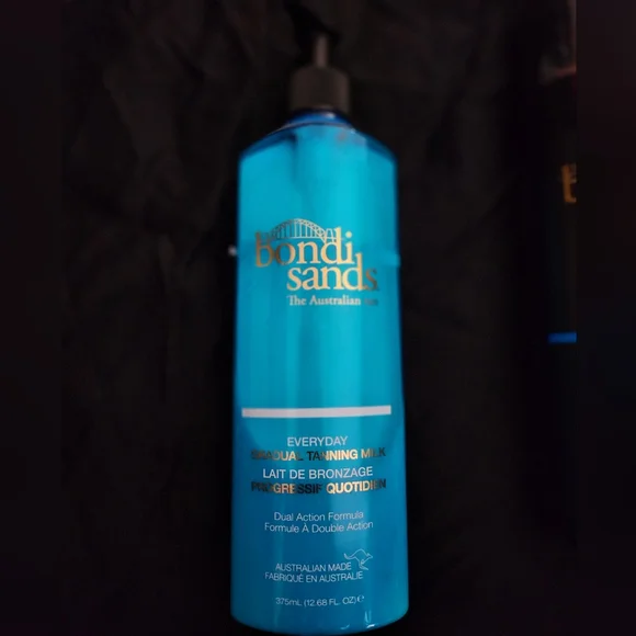 Bundle Of Two Self Tanning Bondi Sands Products - Picture 2 of 4